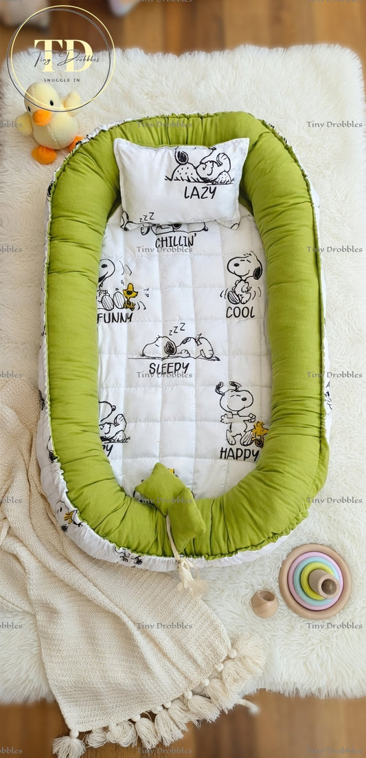 Snoopy Baby Nest