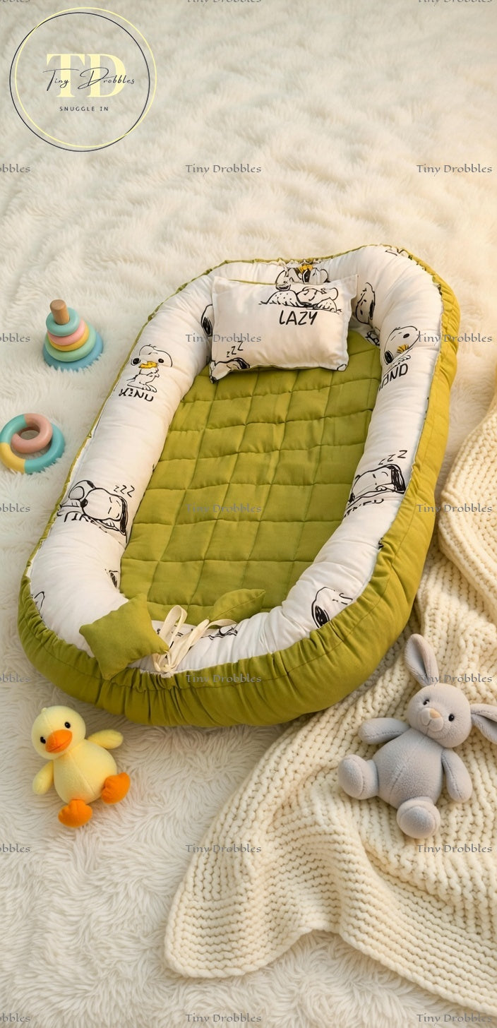 Snoopy Baby Nest